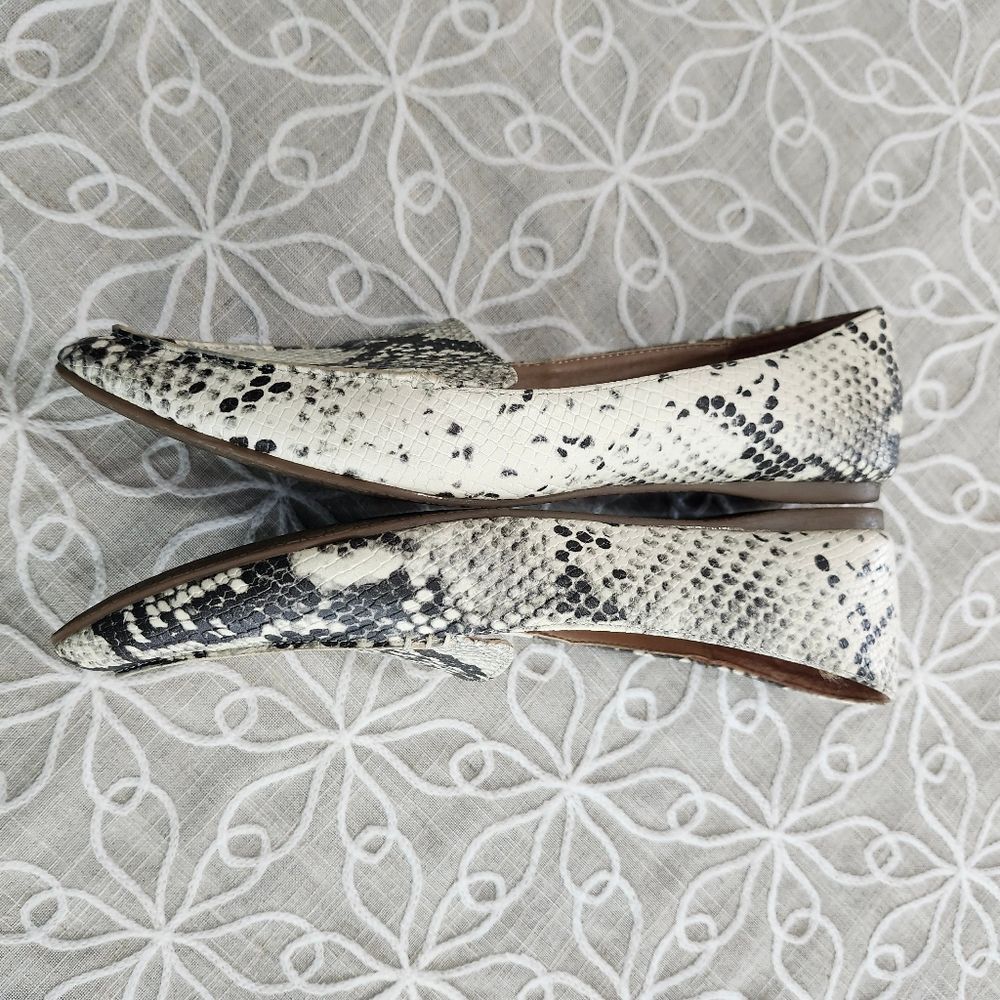 Madden Girl Black and White/Cream Snakeskin Loafers - Picture 5 of 11